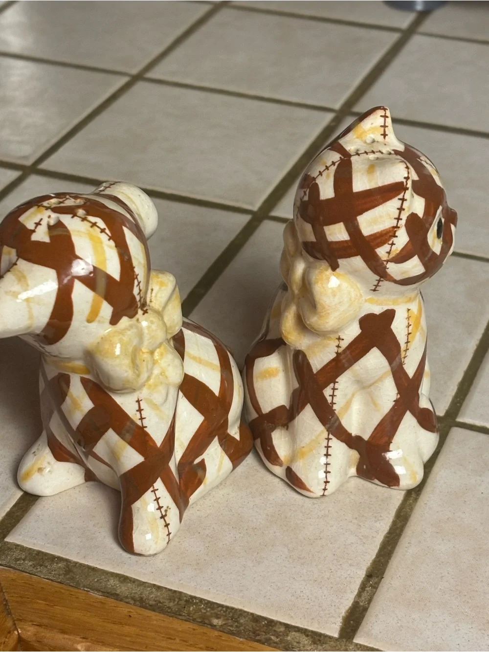 1940s Braylon Laguna pottery patchwork stripes calico salt and pepper shaker set
